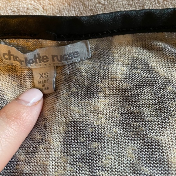 Cheetah Print Top - Picture 2 of 2